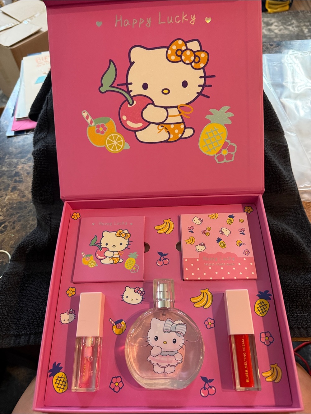 Hello Kitty Pink Fruity Bath & Body Gift Set